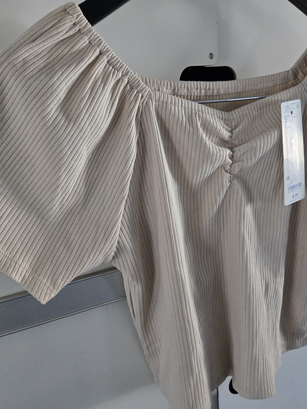GU Cream Ribbed Off-Shoulder Crop Top - Picture 4 of 8
